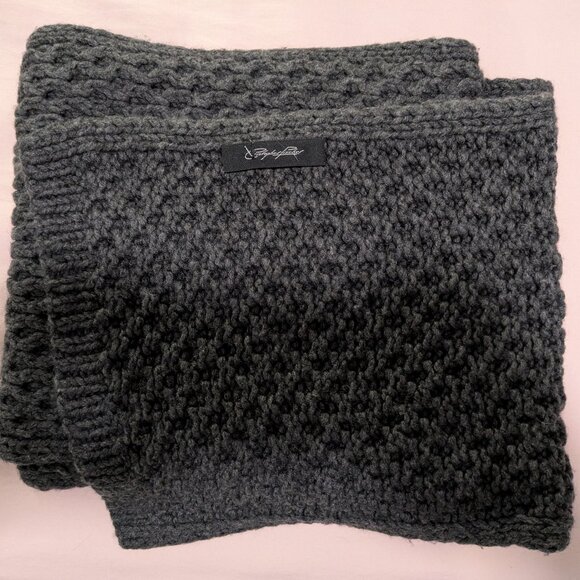 Christopher Fischer Chunky Soft Wool Charcoal Gray Scarf - Picture 2 of 8